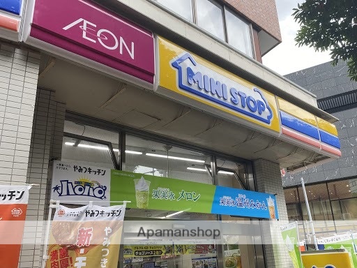 コンビニ　ミニストップ（コンビニ）まで1857m