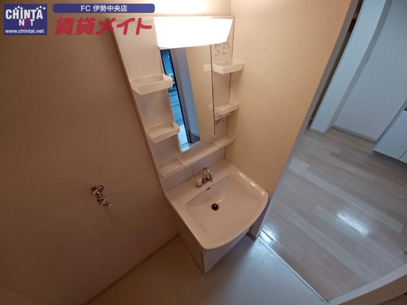 洗面設備　同型別室のお写真です