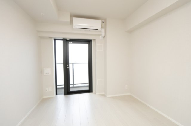 居室・リビング　別部屋の画像です。