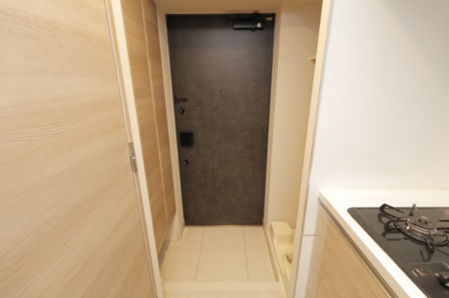 玄関　別部屋の画像です。