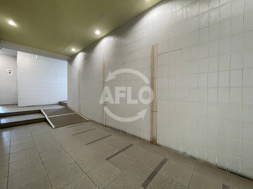 ロビー　アドニス　ロビー