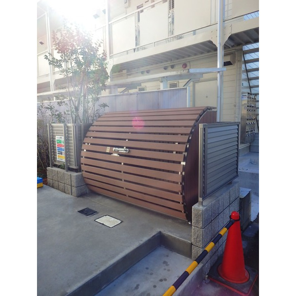 その他　ゴミストッカー