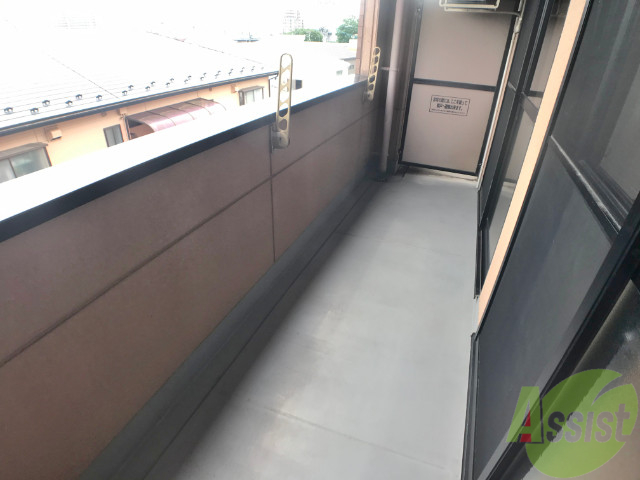 バルコニー　お天気のいい日はバルコニーで洗濯物も干せますよ。