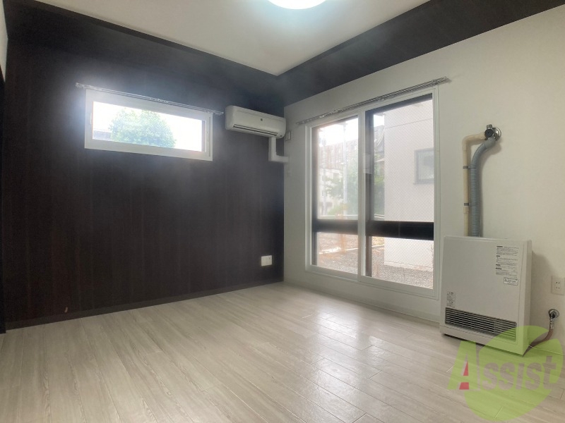 居室・リビング　広くてキレイなお部屋が広がっていて、充実した生活が送れそう。