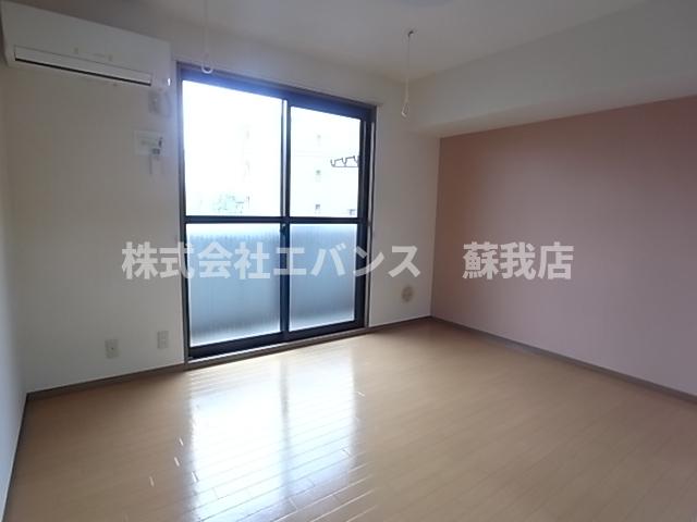 居室・リビング　使いやすい居間です