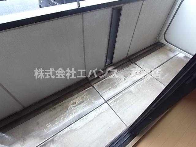 バルコニー　バルコニーがあります