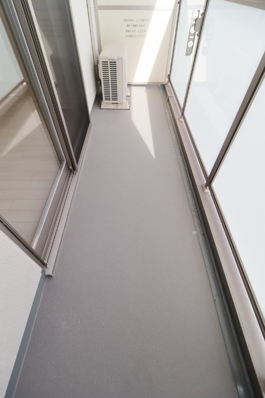 バルコニー　図面と現状に相違がある場合には現状を優先