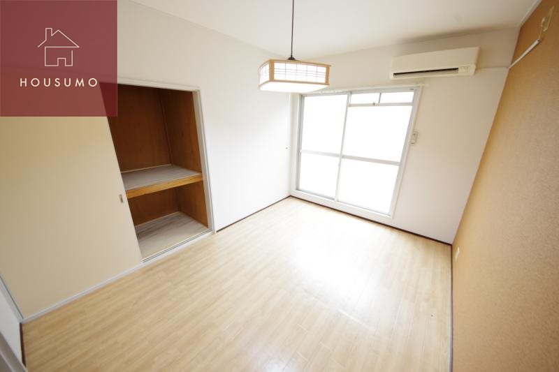 居室・リビング　ゆったりとした居間です