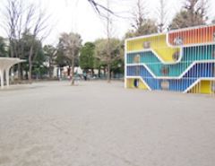 公園　こどものひろば公園（公園）まで840m