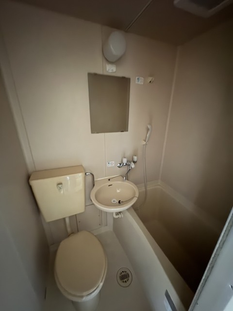 バス・シャワールーム　別部屋参考写真です