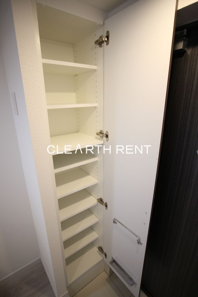 玄関　☆インターネット無料/池袋駅までバスで1本の立地☆