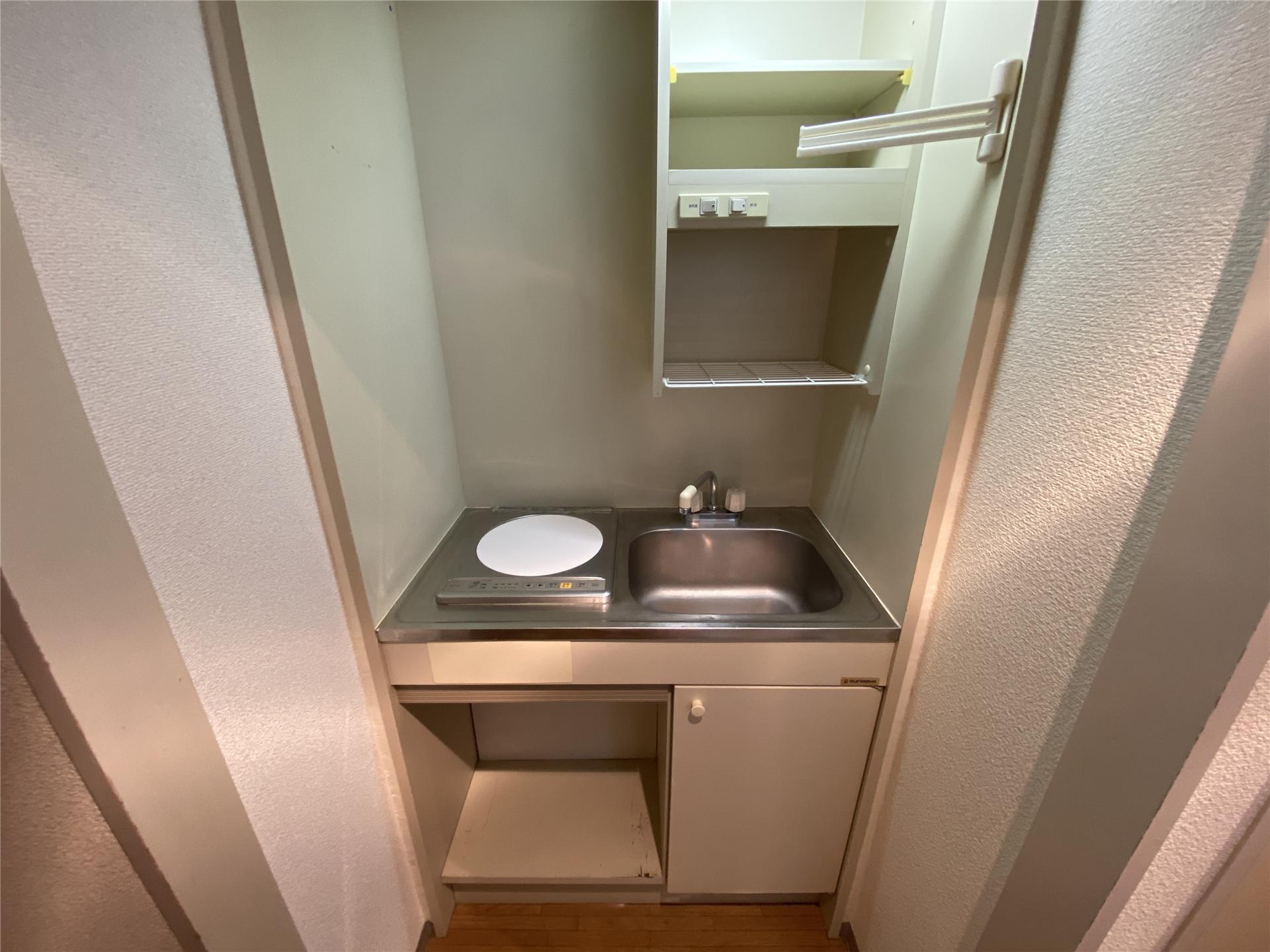 キッチン　ＩＨコンロ付のキッチンです