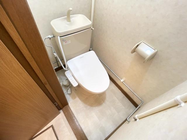 トイレ　トイレ