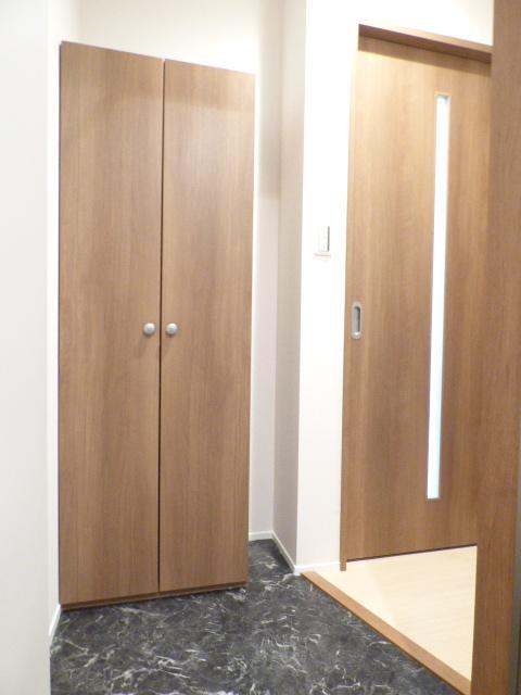 玄関　【人気！おすすめ物件！！】お問い合わせはお早めに♪