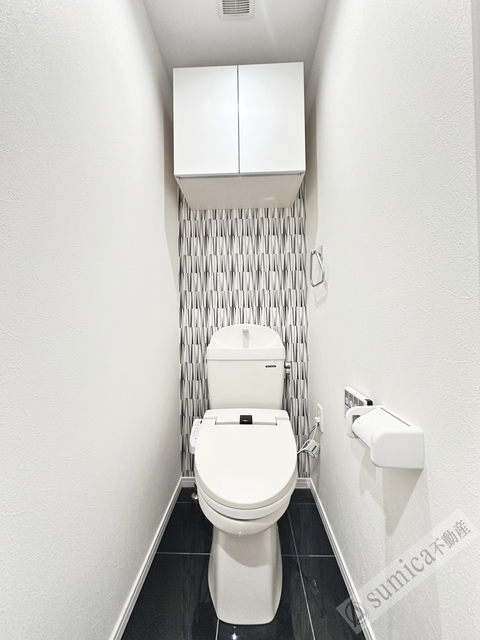 トイレ　温水洗浄便座完備♪