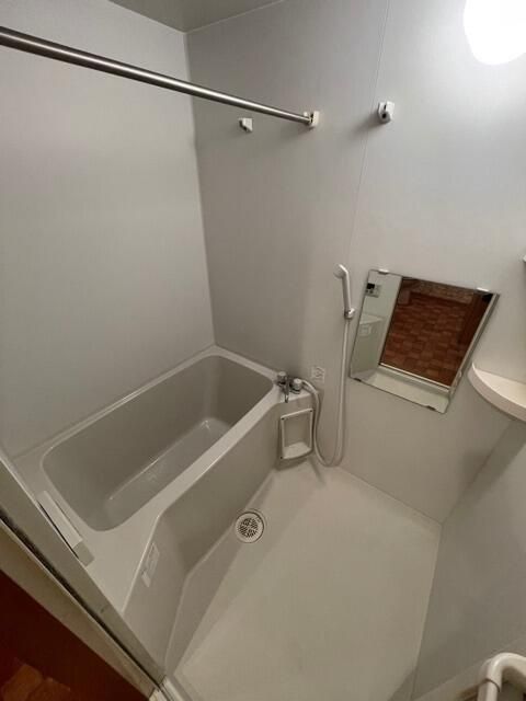 バス・シャワールーム　別部屋参考写真