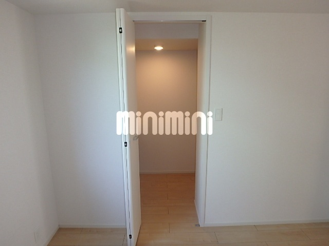 収納　ウォークインクローゼット