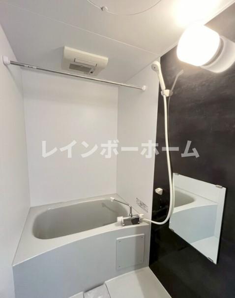 バス・シャワールーム　お風呂で日々の疲れを落としましょう