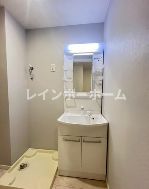 洗面設備　広い洗面スペース