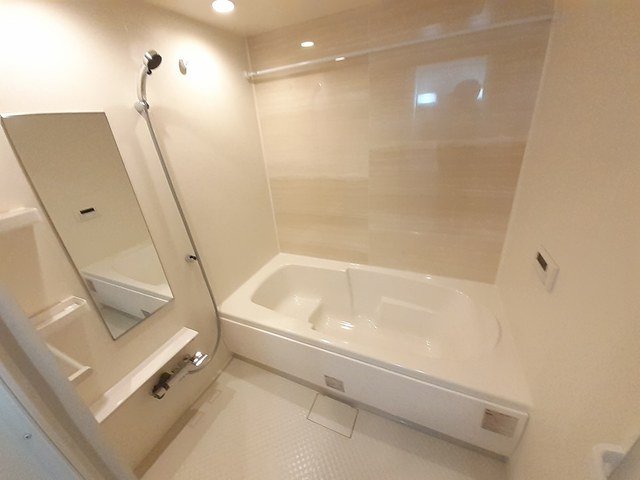 バス・シャワールーム　きれいなお風呂です