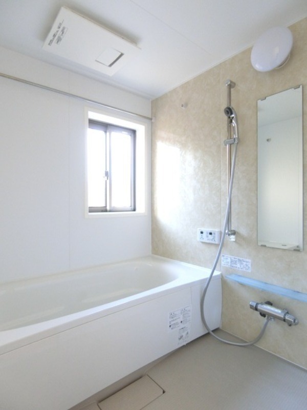 バス・シャワールーム　図面と現状に相違がある場合には現状を優先