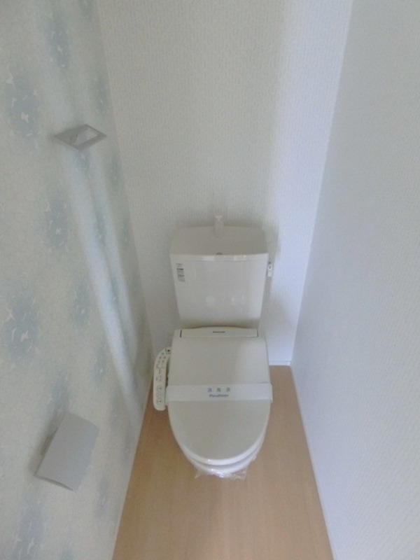 トイレ　図面と現状に相違がある場合には現状を優先