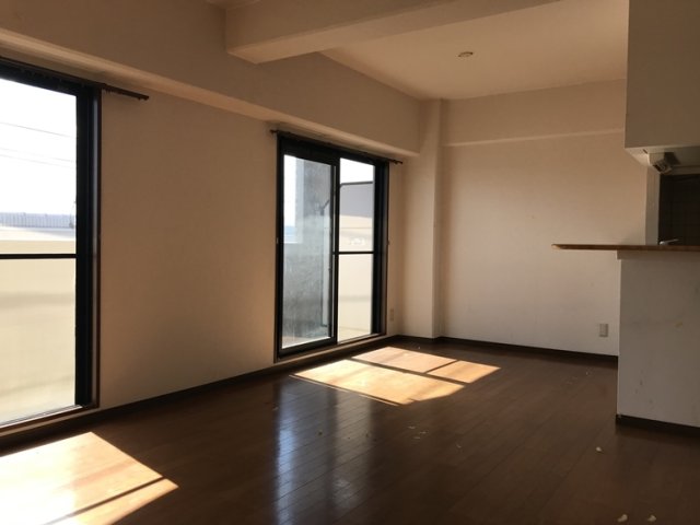 居室・リビング　同物件別部屋のお写真です※現況優先