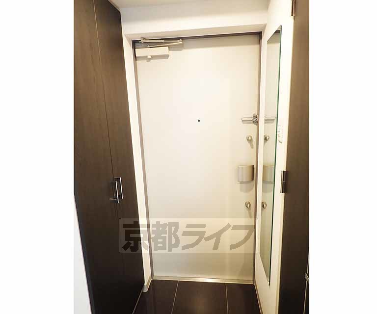 その他設備　しっかりとしたドアです。