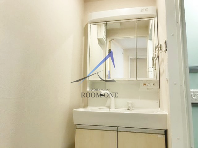 洗面設備　洗面台です。