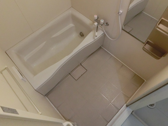 バス・シャワールーム　１日の疲れをゆっくりバスルームで！