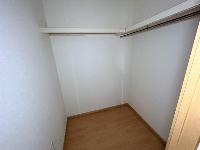 収納　ウォークインクローゼット