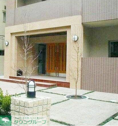 エントランス　部屋探しは株式会社　タウンハウジング　までお気軽にお問合せ…