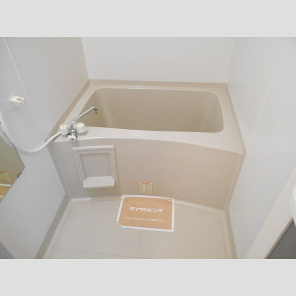 バス・シャワールーム　独立バスルーム