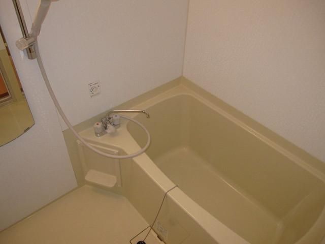 バス・シャワールーム　★広々バスルーム★