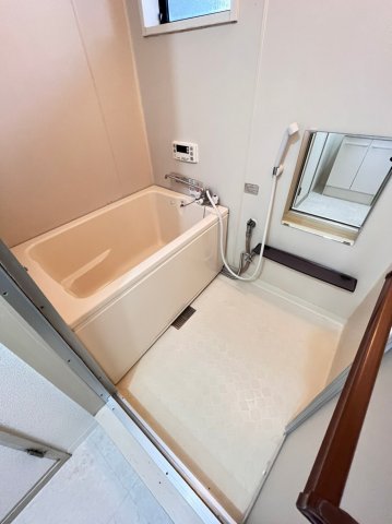 バス・シャワールーム　画像は別号室。ご参考にどうぞ