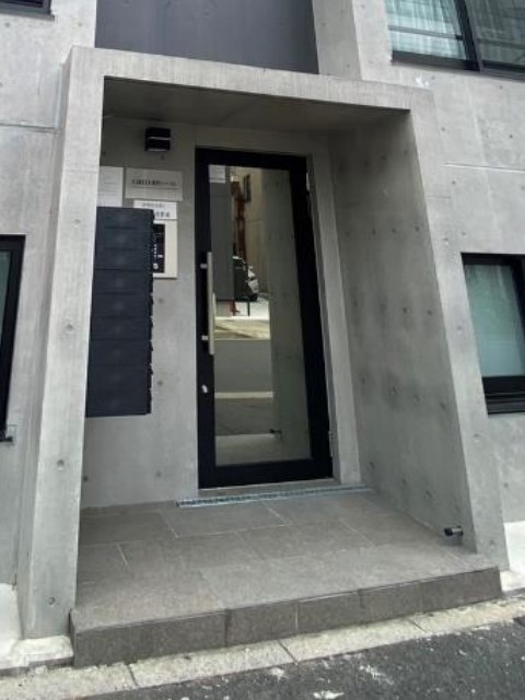 エントランス　エントランス