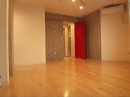 居室・リビング　☆明るい居間☆