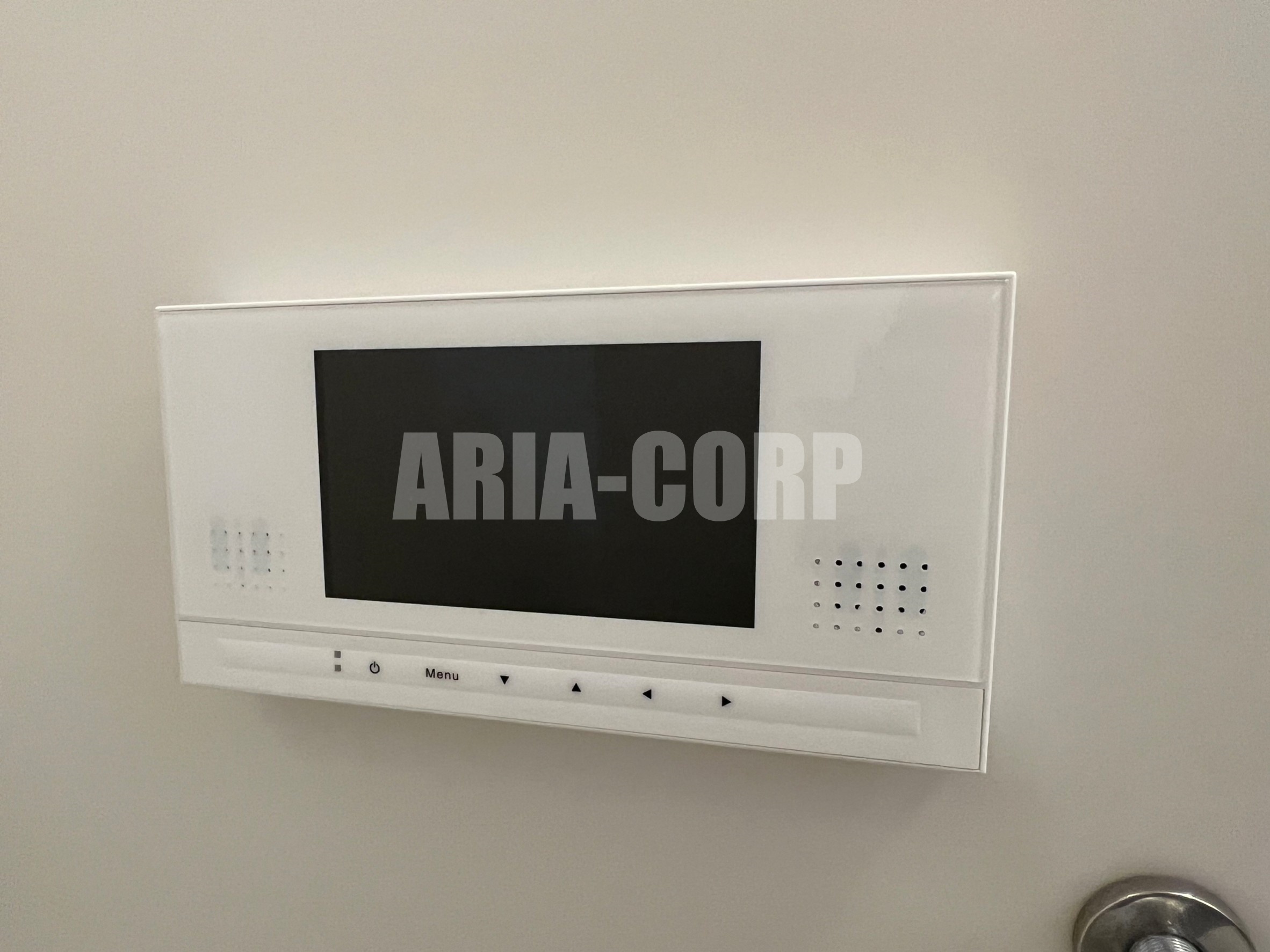 その他　バスルームをより快適に♪希少な浴室専用TV付きです！