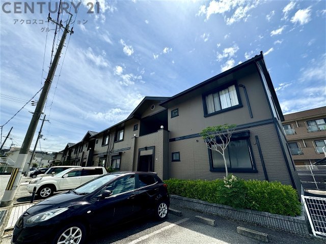 建物外観　敷地内に駐車場があります！
