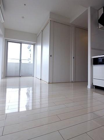 居室・リビング　☆明るい居室☆