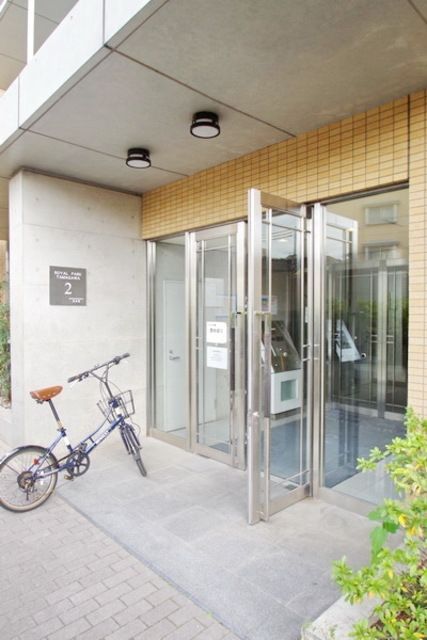 エントランス　★お部屋探しはタウンハウジング稲田堤店まで★