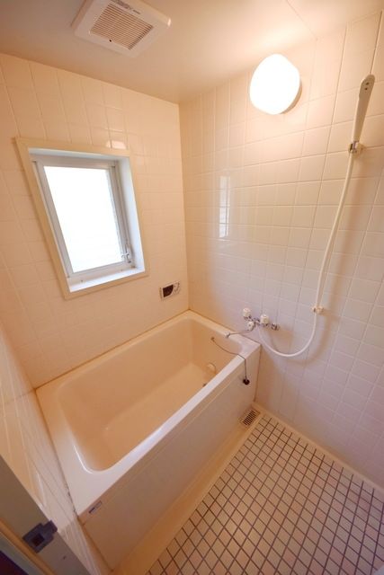 バス・シャワールーム　★タウンハウジング聖蹟桜ヶ丘店まで★