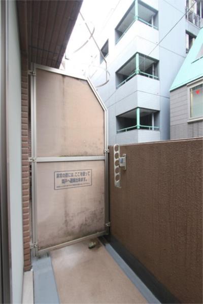 バルコニー　※別部屋の参考写真です。