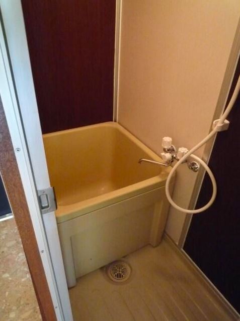 バス・シャワールーム　バス・トイレ別