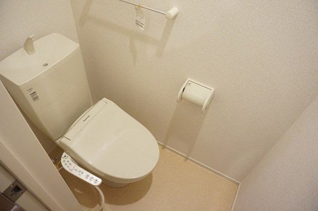 トイレ　シンプルで使いやすいトイレです