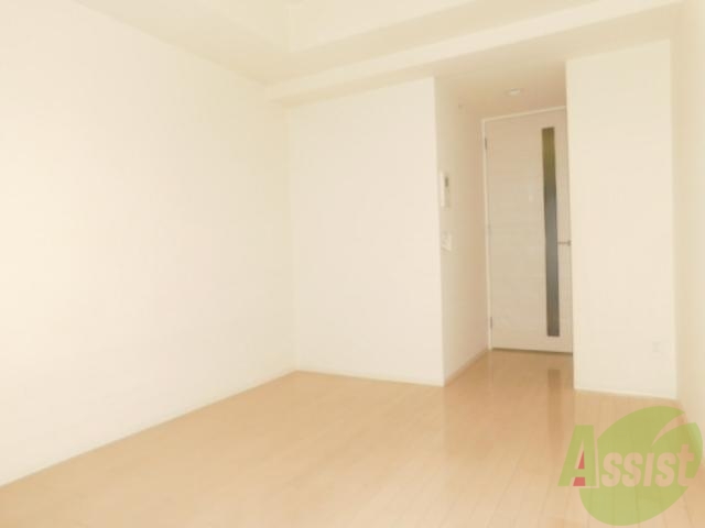 居室・リビング　明るいお部屋で気持ちいいです。