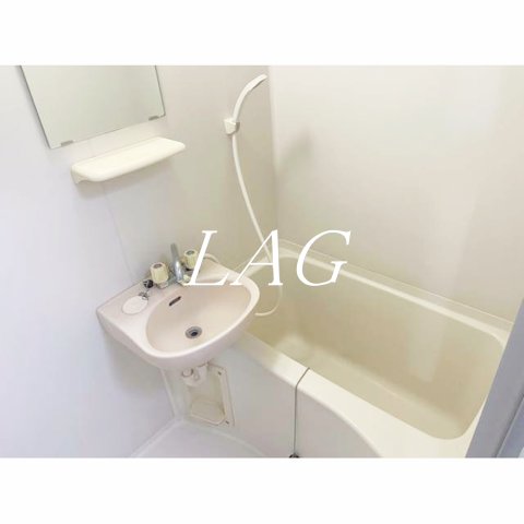 バス・シャワールーム　お風呂です。