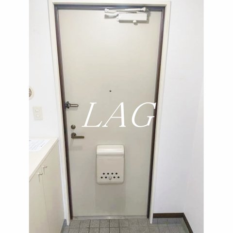 玄関　玄関です。