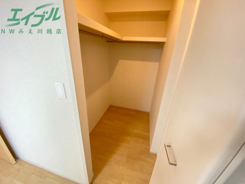 収納　同型画像参考