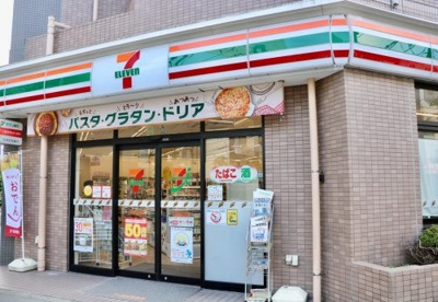 コンビニ　セブンイレブン江東亀戸4丁目店（コンビニ）まで92m